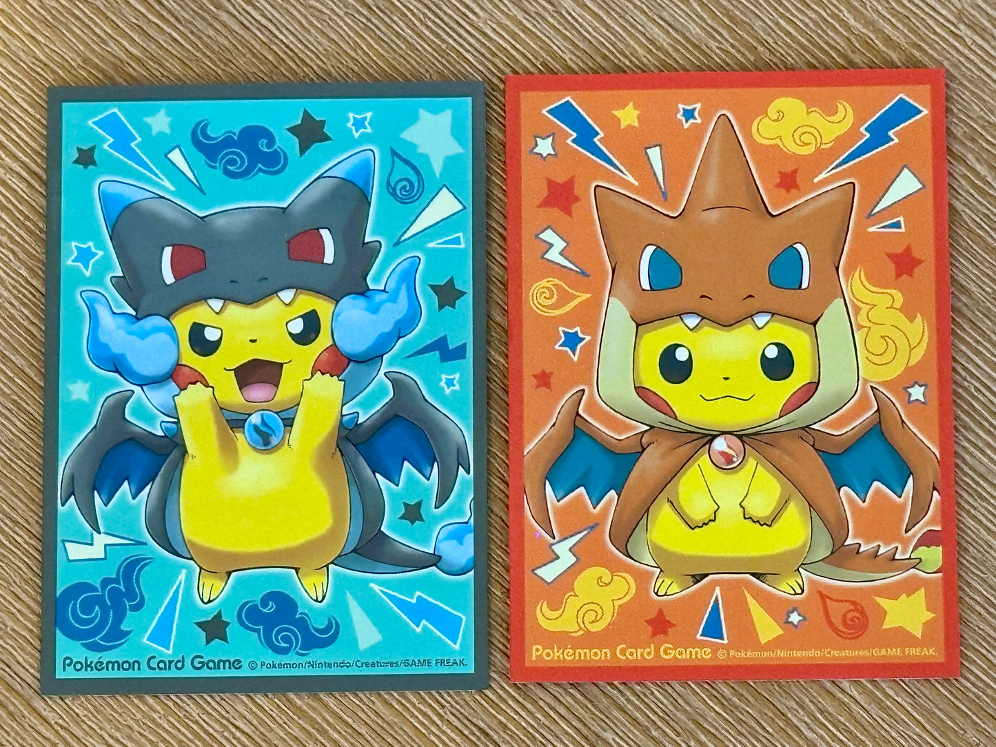 Charizard X & Y Poncho Pikachu Individual Card Sleeves (1ea) Pokemon [NM]