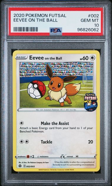 PSA 10 - Eevee On The Ball 002/005 Pokemon Futsal - Pokemon