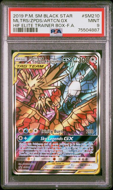 PSA 9 - Moltres Zapdos Articuno GX SM210 S&M Hidden Fates ETB - Pokemon