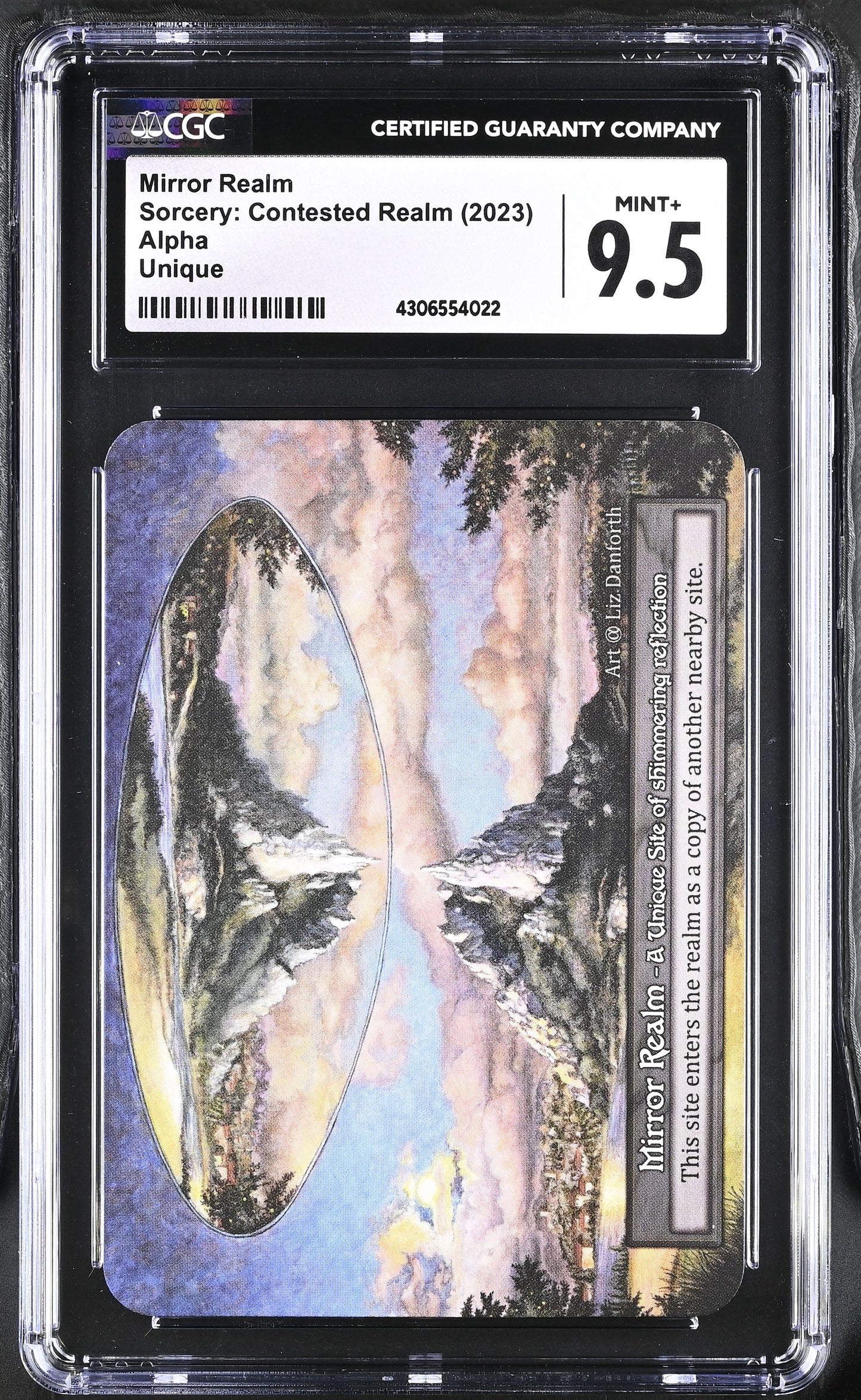 CGC 9.5 - Mirror Realm (Unique) Alpha - Sorcery