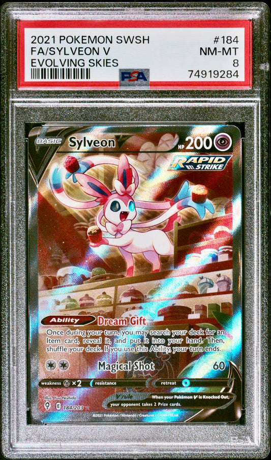 PSA 8 - Sylveon V 184/203 SWSH Evolving Skies - Pokemon